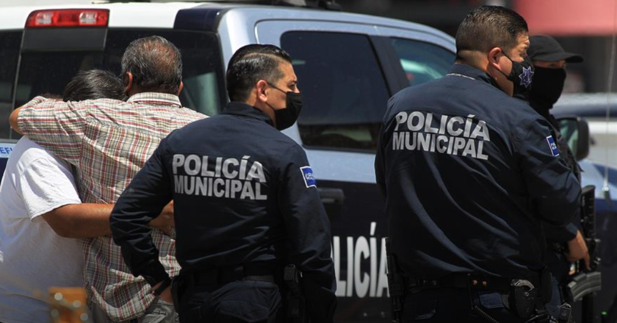 ¡PISTOLERO ATRACÓ FARMACIA GUADALAJARA EN EL COYOL!