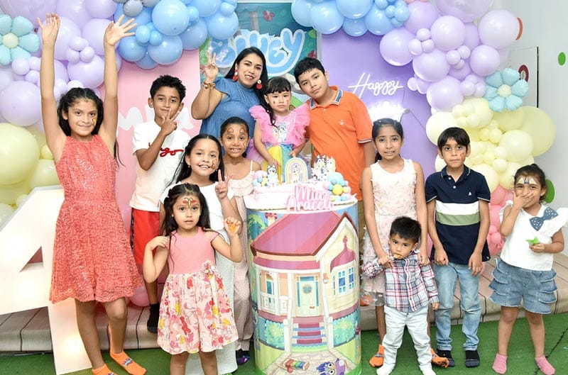 MÍA ARACELI FESTEJA CON BLUEY SUS 4 AÑITOS