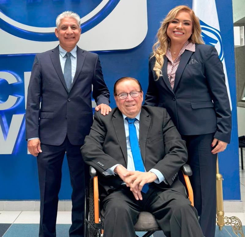 ¡HOMENAJE AL FLAMER MAYOR! - *Hasta dio una conferencia