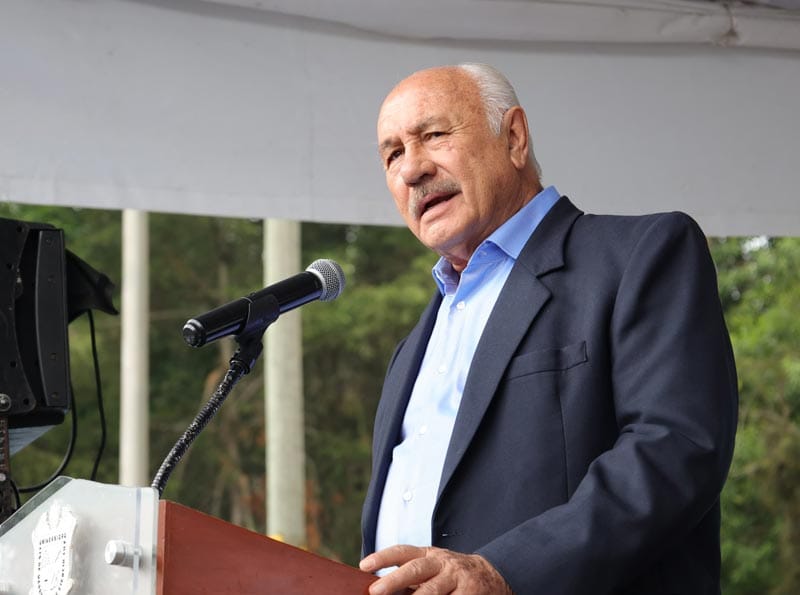 ¡PAPO DEFIENDE LA UV! - *Que no se está cayendo