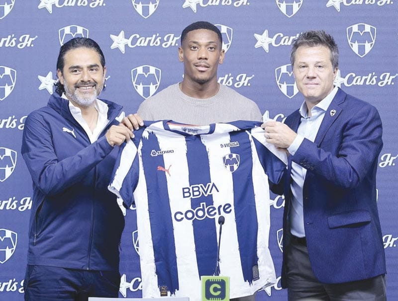 ¡RAYADOS PRESENTA AL FRANCÉS MARTIAL!