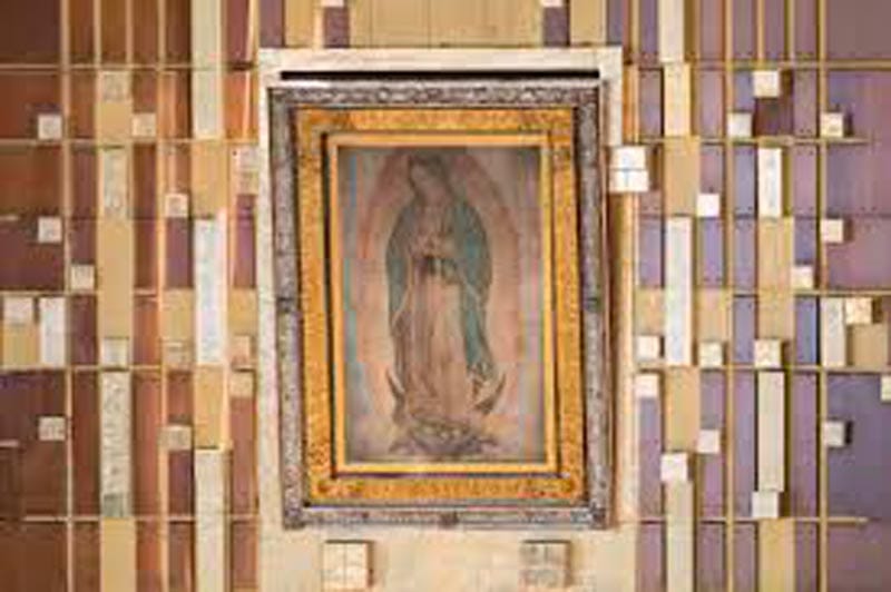 ¡TRAEN RÉPLICA DE LA TILMA DE JUAN DIEGO!