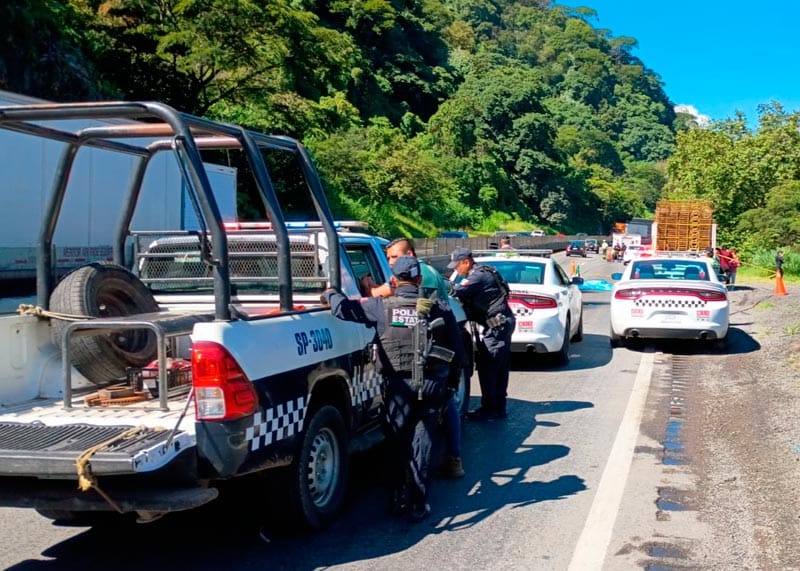 ¡TRAGEDIA EN LA AUTOPISTA!