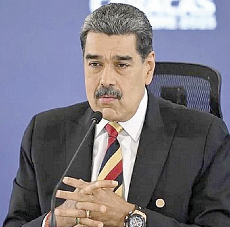 ¡ACUSA MADURO QUE EU APUNTA A VENEZUELA CON MIL 200 MISILES!
