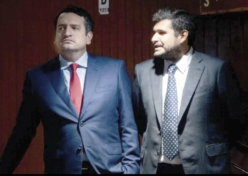 ¡AMPARAN A LOS HIJOS DE AMLO CONTRA POSIBLE DETENCIÓN!