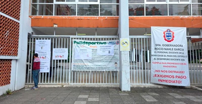 ¡MAESTROS A LA CALLE! - A PROTESTAR