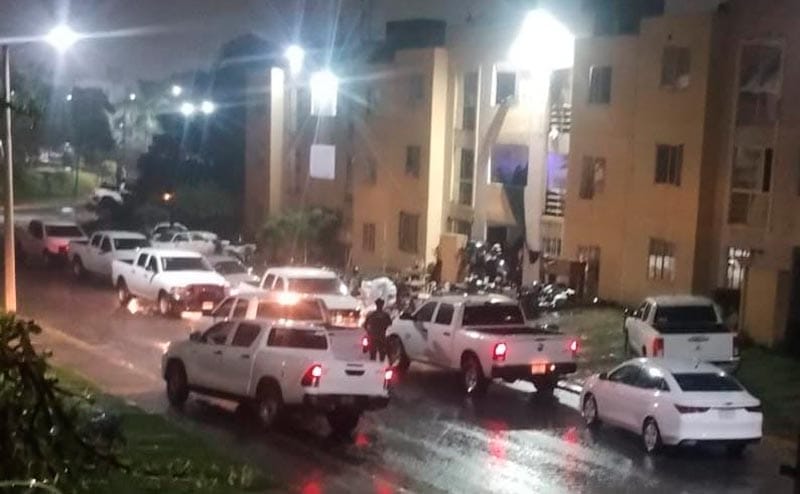 ¡7 DETENIDOS EN OPERATIVO Y CATEO EN PRIVANZAS!