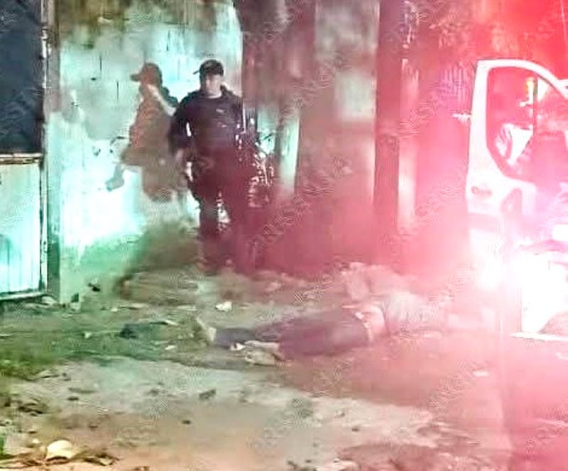 ¡OBRERO DEGOLLADO POR SU ESPOSA!