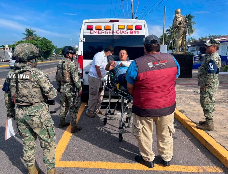 ¡MOTOCICLISTA ‘VOLÓ’ POR ENCONTRONAZO!