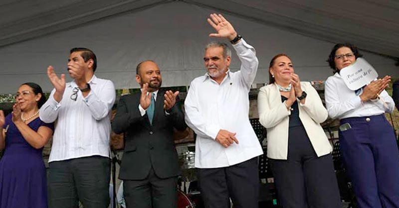 ¡QUIEREN DESESTABILIZAR! - *Dice el Rector en el 81 aniversario