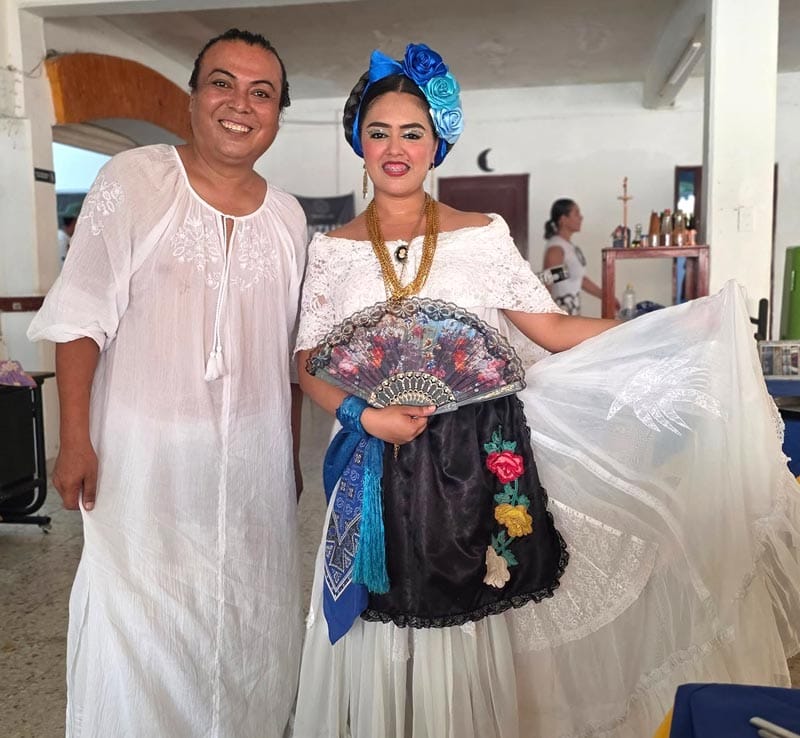 ¡LADY “TACOS DE CANASTA”!