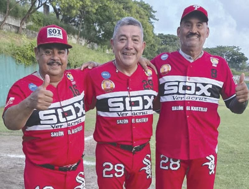 ¡MEDIAS BLANCAS Y EL PÁJARO, MANTIENEN CERRADA BATALLA!