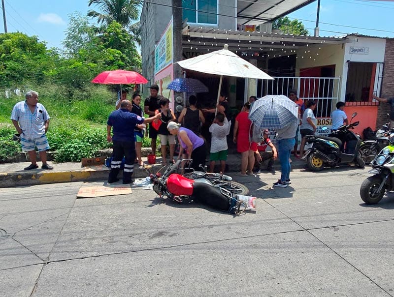 ¡TRES LESIONADOS EN CHUZA DE MOTOS!