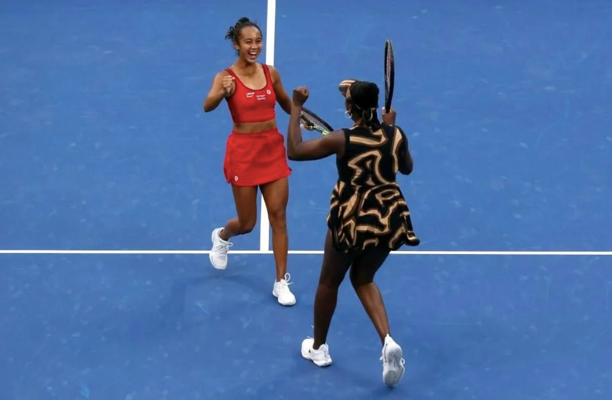 ¡VENUS AVANZA EN DOBLES DEL US OPEN Y HACE LLAMADO A SERENA!