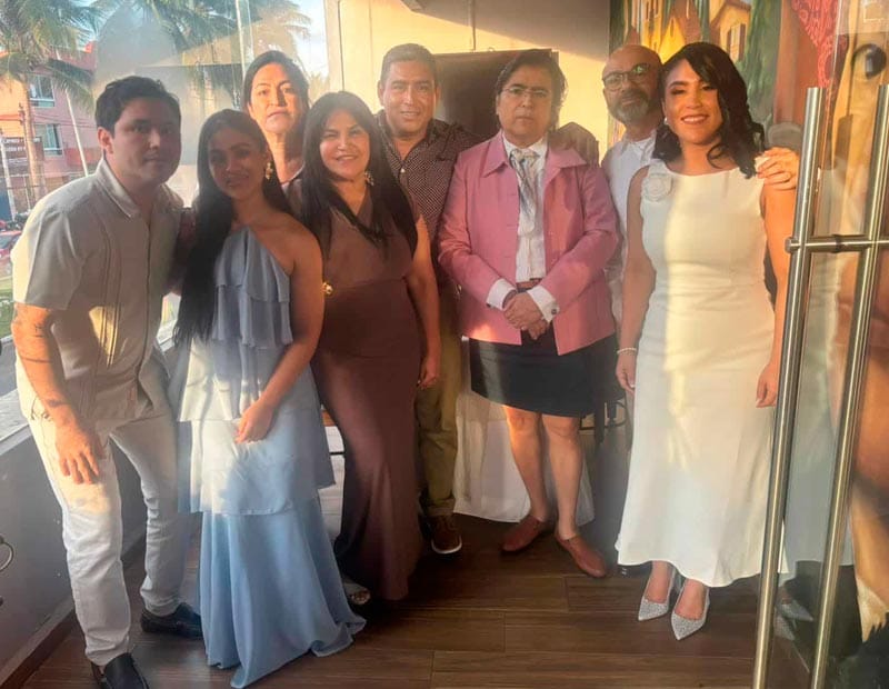 JAZMÍN Y RIGOBERTO SE CASAN POR LO CIVIL