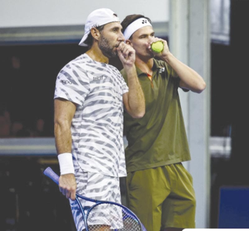 ¡AMARGO DEBUT DE SANTIAGO GONZÁLEZ EN BRUSELAS!