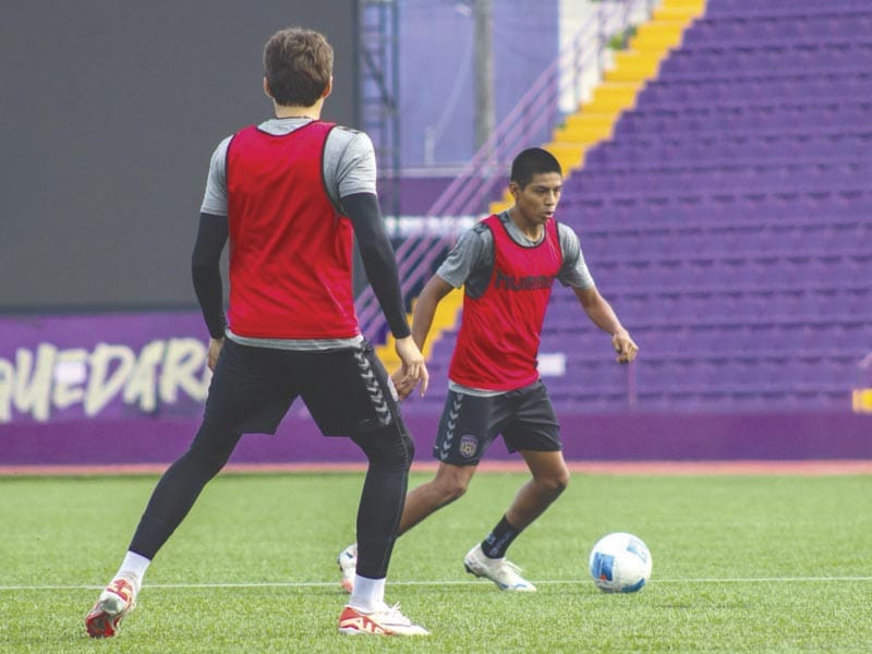 ¡RACING DE TDP RECIBIRÁN A PERFORMANCE EN LA J5!