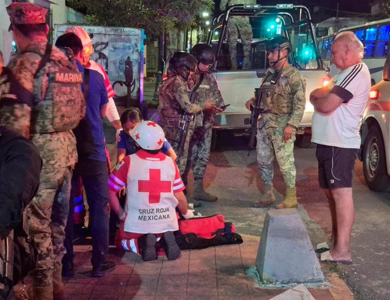 ¡TRABAJADORA CAE EN REGISTRO MAL TAPADO!