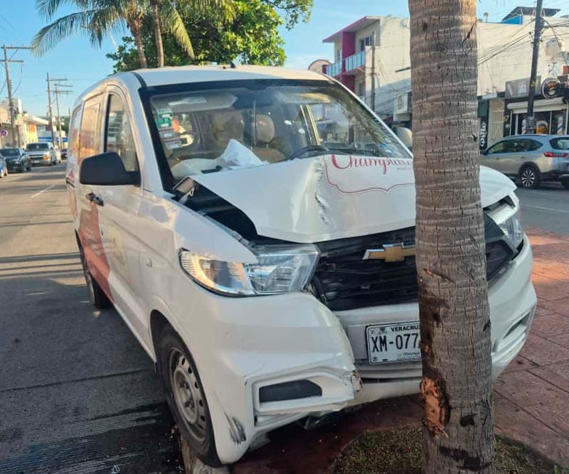 ¡MINI CARAMBOLA EN COSTA VERDE!