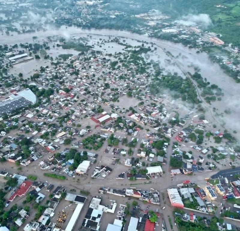 ¡QUE TRAGEDIA! - PIDEN AYUDA DAMNIFICADOS
