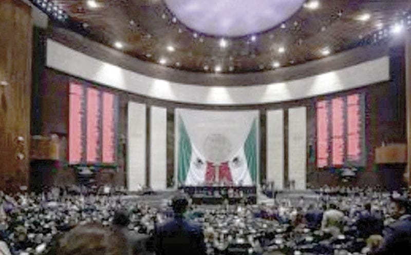 ¡APRUEBAN PROHIBIR VENTA DE BEBIDAS ENERGIZANTES PARA MENORES DE EDAD!