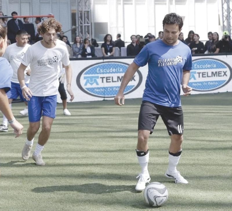 ¡ENTRE GOLES, TACOS Y HELADOS SE DIVIERTEN PILOTOS EN CDMX!