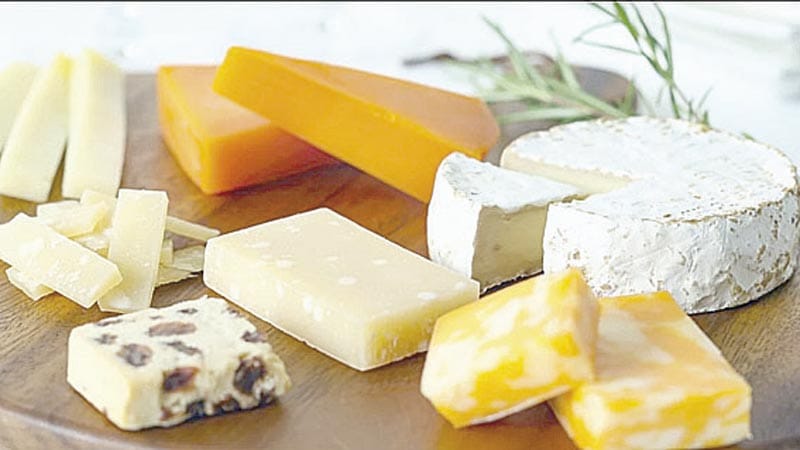 ¡RETIRAN DE FORMA URGENTE MARCA DE QUESO POR CONTAMINACIÓN CON E. COLI!