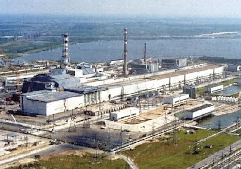 ¡RUSIA BOMBARDEA LA RED ELÉCTRICA DE UCRANIA Y ENCIENDE LAS ALERTAS POR SEGURIDAD DE INSTALACIONES NUCLEARES COMO CHERNÓBIL!