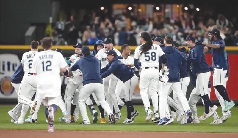 SEATTLE ELIMINA A DETROIT EN MARATÓNICO JUEGO, ¡15 ENTRADAS!