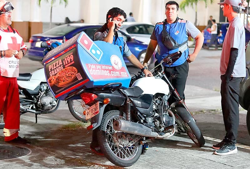 ¡REPARTIDOR ARROLLÓ Y DEJÓ HERIDO A NIÑO DE 7 AÑOS!