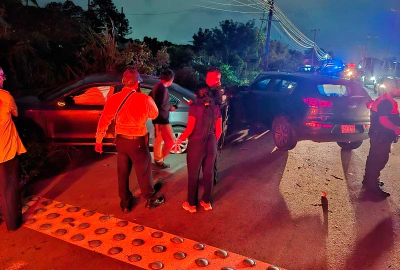 ¡NIÑA DE 13 AÑOS PROVOCA ENCONTRONAZO EN LA CARRETERA!