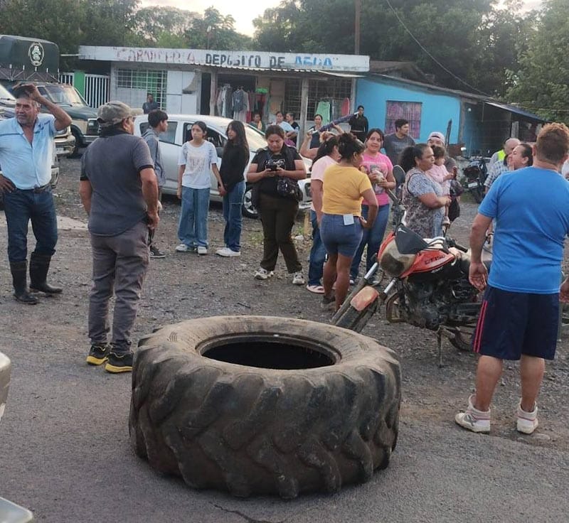 ¡BLOQUEAN LA CARRETERA! - LA TUXPAN-TAMPICO