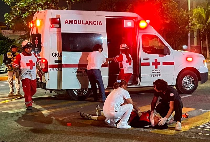 ¡JOVEN MOTOCICLISTA HERIDO EN "TORTAZO"!