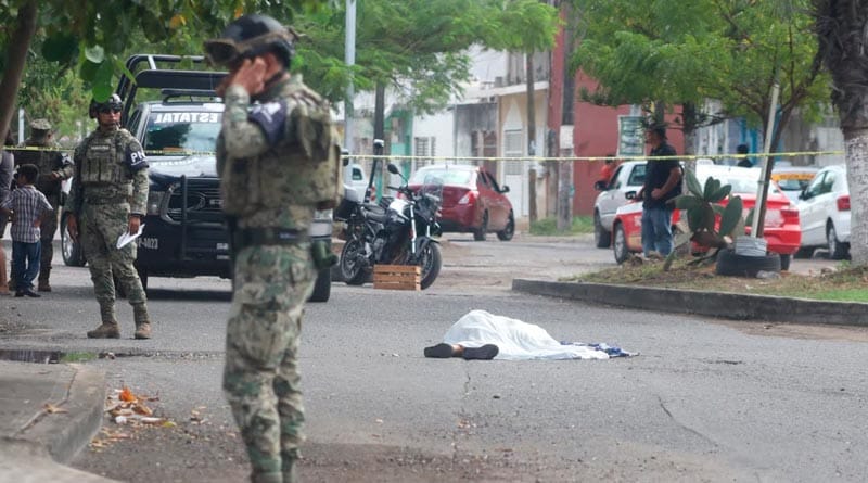 ¡CAFRE MATO A LA ABUELITA! - CAMION DE PASAJE LE PASO POR ENCIMA EN LA COLONIA RESERVA TARIMOYA 2
