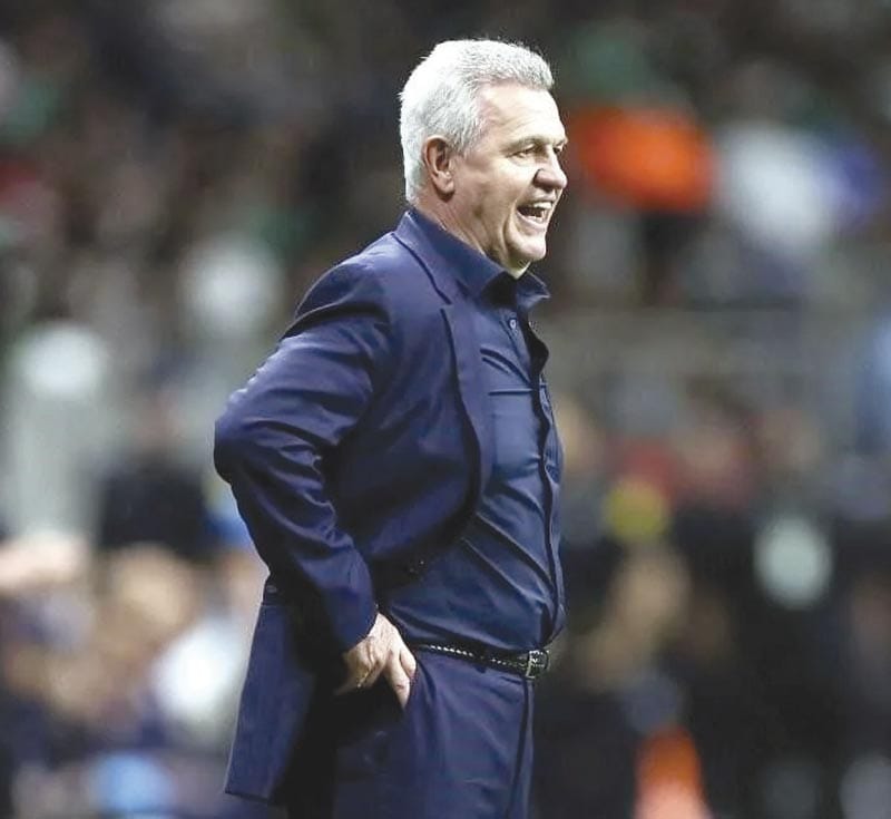 ¡VE JAVIER AGUIRRE JUGADORES QUE QUIEREN, PERO NO PUEDEN!