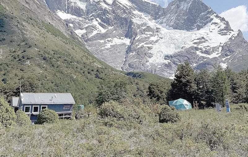 ¡MUEREN DOS TURISTAS MEXICANOS Y OTROS 7 ESTÁN DESAPARECIDOS!