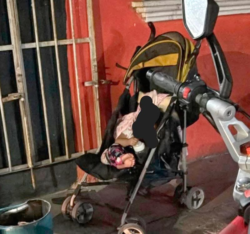 ¡DETIENEN A PAREJA POR DEJAR A SU BEBÉ AFUERA DE LA CANTINA!