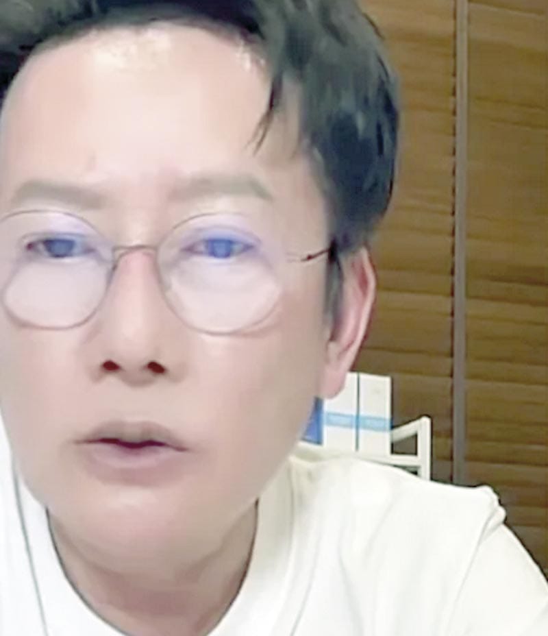 ¡NAWAT ITSARAGRISIL, DIRECTIVO DE MISS UNIVERSE, SE DISCULPA TRAS LO OCURRIDO CON FÁTIMA BOSCH!