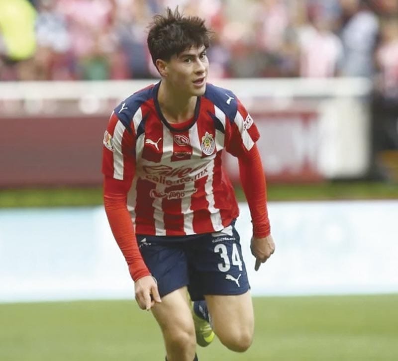 ¡PAULINHO GANA OTRA VEZ TÍTULO DE GOLEO!