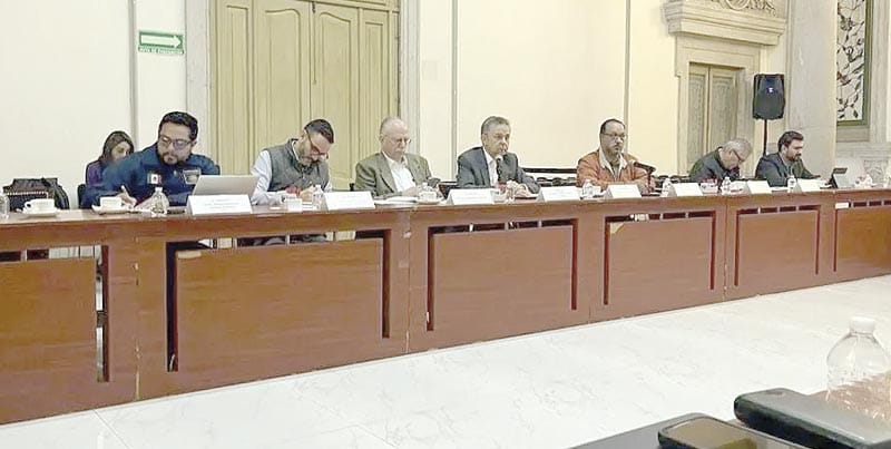 ¡PIDEN LÍDERES DE CAMPESINOS LIBERAR BLOQUEOS EN CARRETERAS!