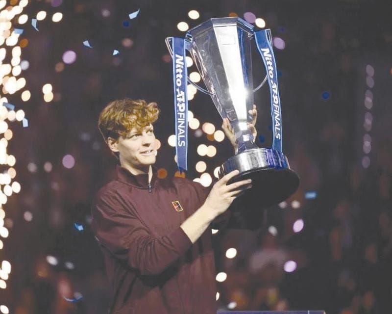 ¡SINNER VENCE A ALCARAZ Y DEFIENDE TÍTULO DEL ATP FINALS!