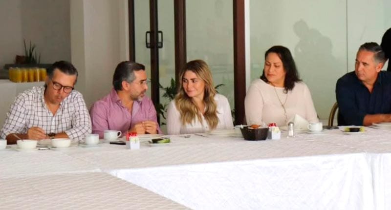 ¡MARYJOSE BUSCA FUSIONAR ÁREAS DEL AYUNTAMIENTO!