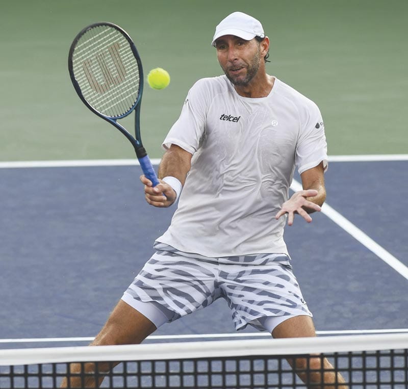 ¡SANTIAGO GONZÁLEZ ENTRA EN ACCIÓN EN GRECIA!