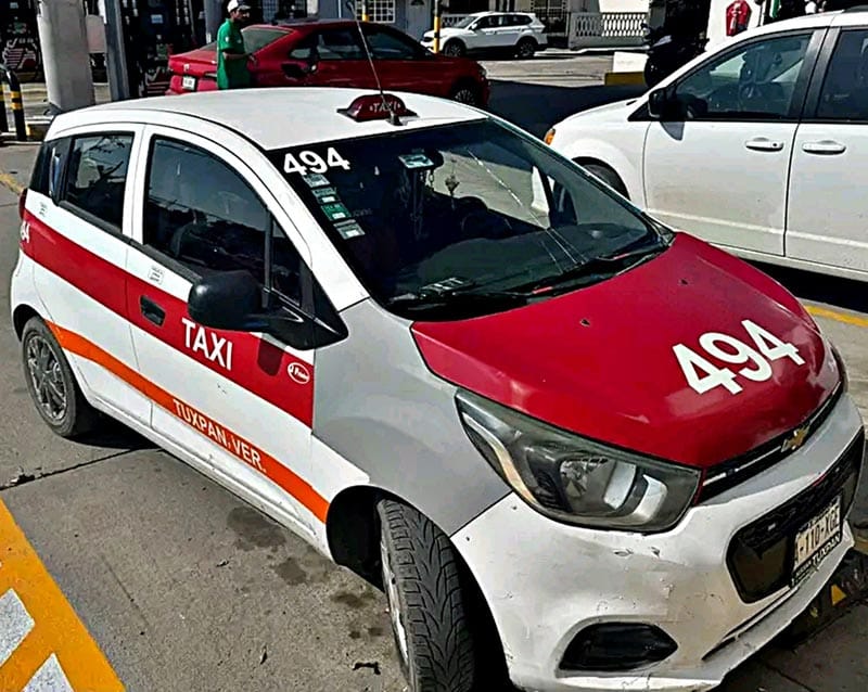 ¡TAXISTA PIERDE LA VIDA POR UN INFARTO!