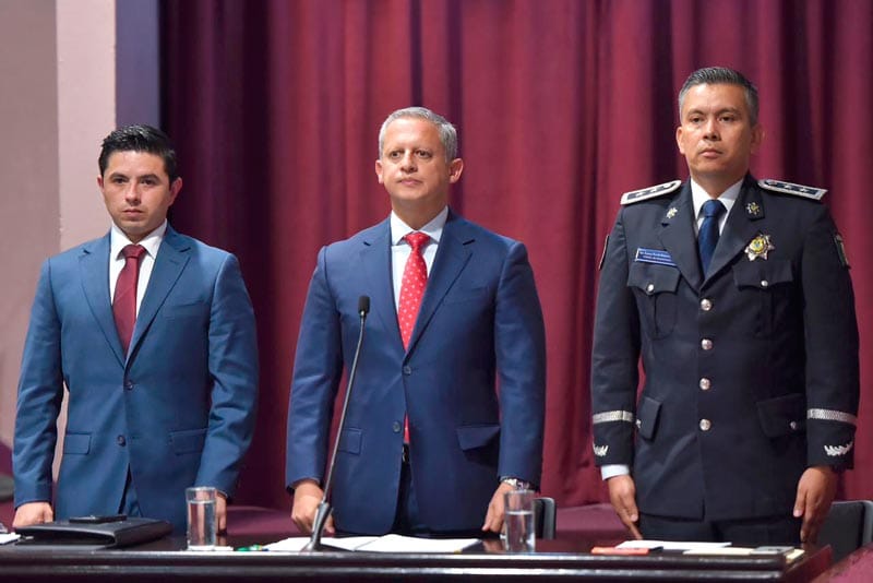 ¡ES EL OCTAVO MÁS SEGURO! - *Jura titular de SSP baja en índices delictivos * “Ya me hice bolas”… se le van encima