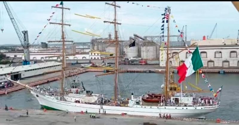 ¡MUEVEN AL CUAUHTÉMOC!