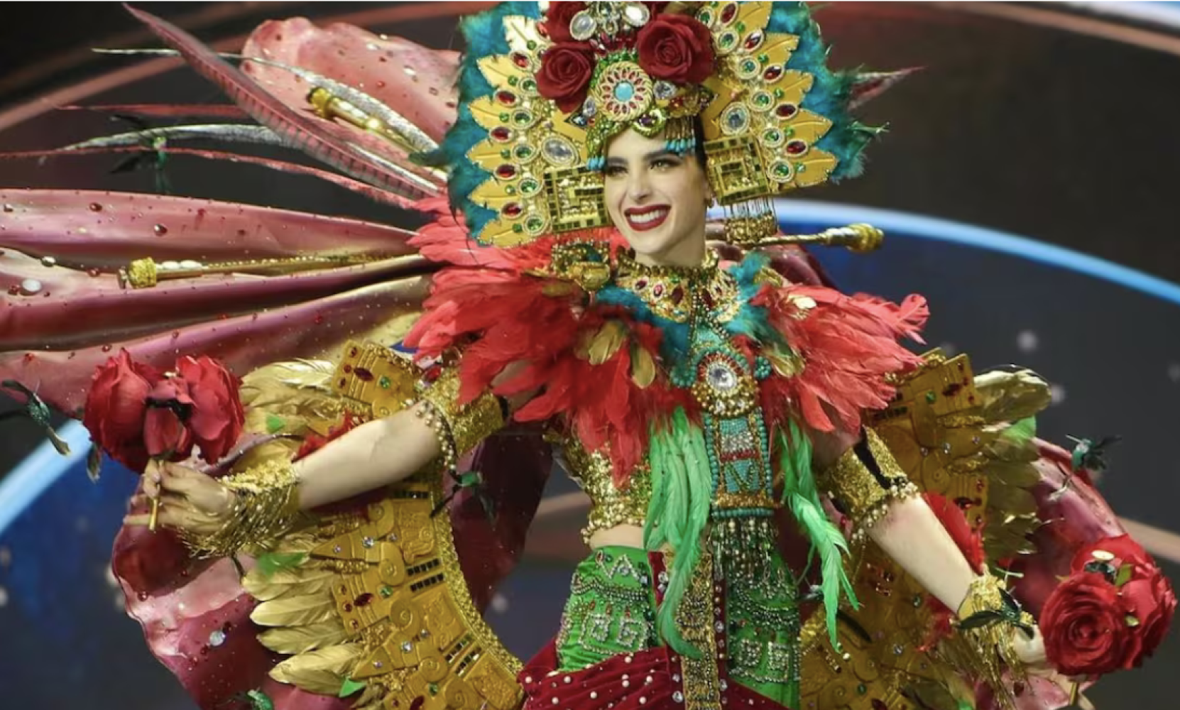 ¡EL TRAJE TÍPICO DE FÁTIMA BOSCH EN MISS UNIVERSO 2025!