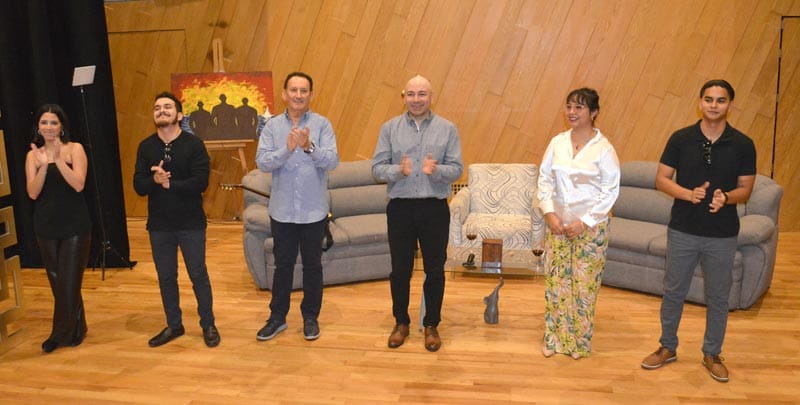 ESTRENAN “A MI MANERA”