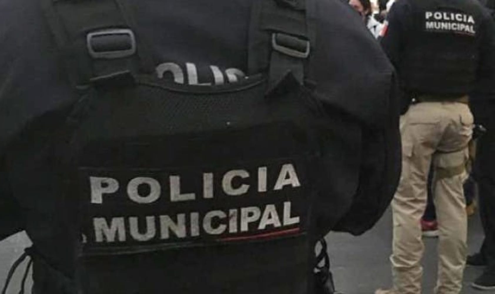 ¡BANDIDO ROBÓ 10 MIL PESOS DE FARMACIA GUADALAJARA!