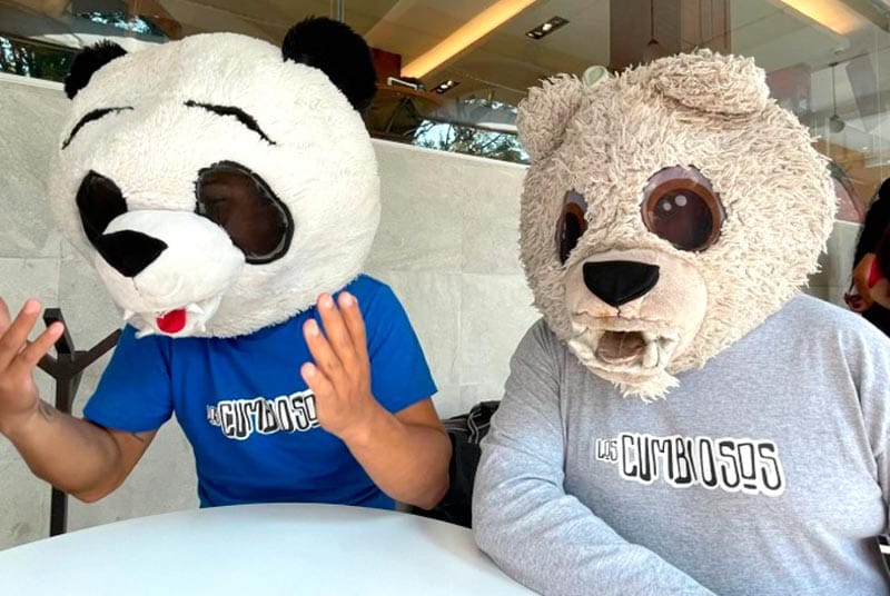 ¡TIENEN MIEDO AL VIAJAR POR LAS NOCHES!